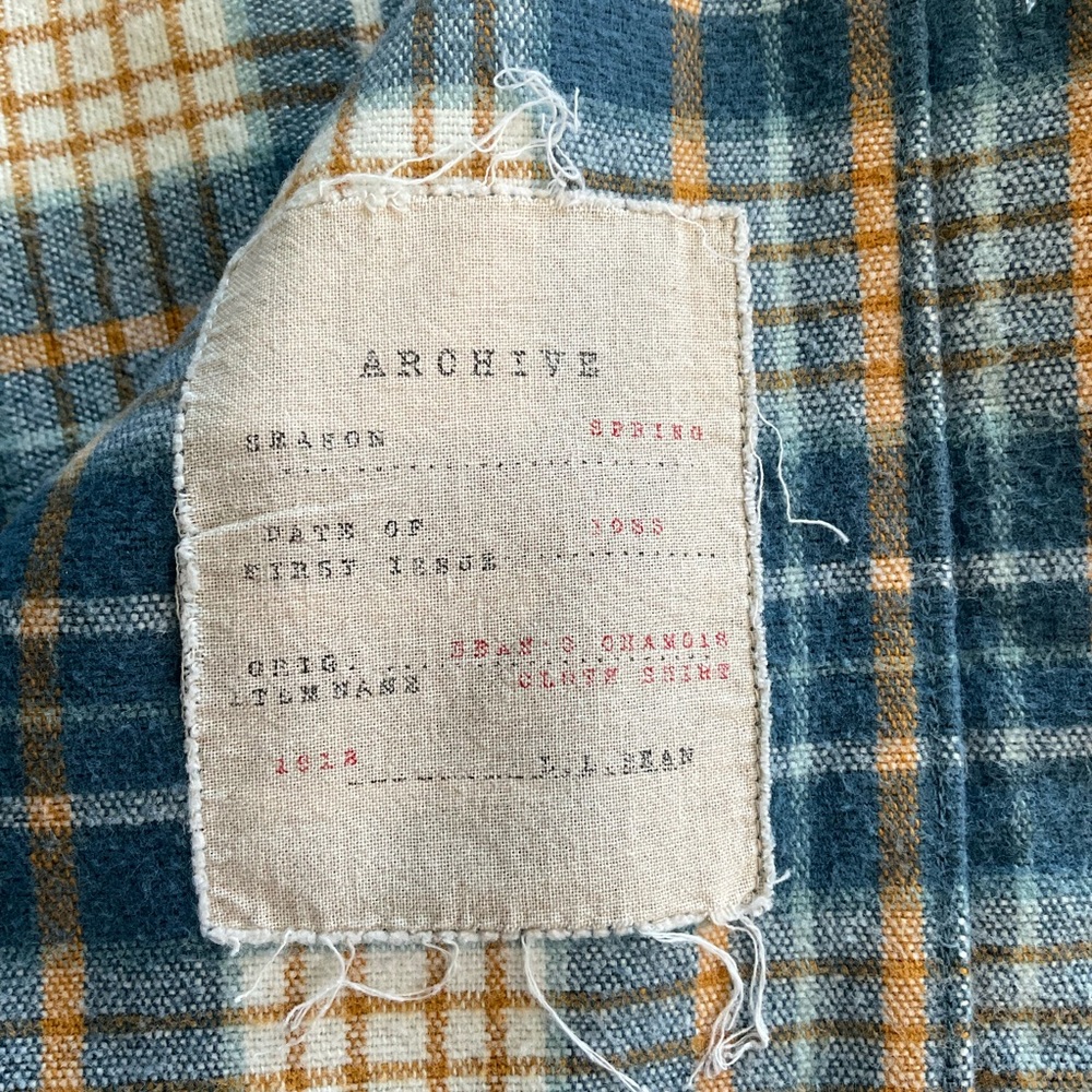 LL Bean Signature 1933 Chamois Cloth Shirt Men’s XL Slim Blue Tan Plaid 290020 - Picture 5 of 11